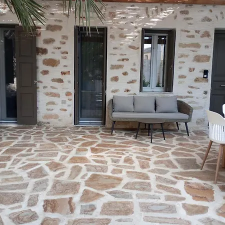 Alemarni Syros * Ermoupoli