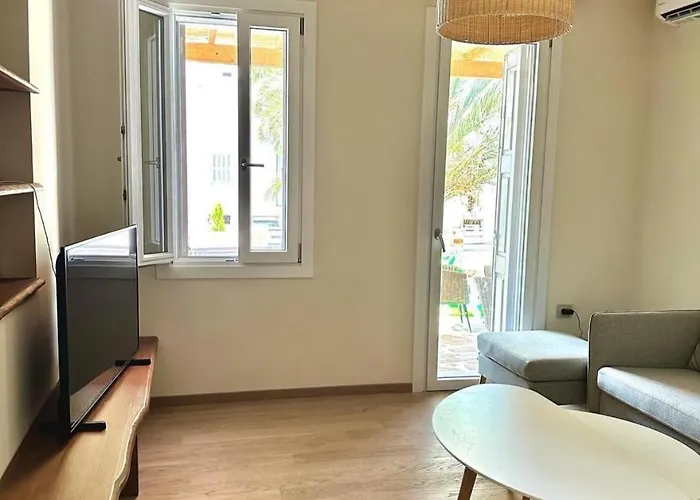 Alemarni Syros Hermópolis